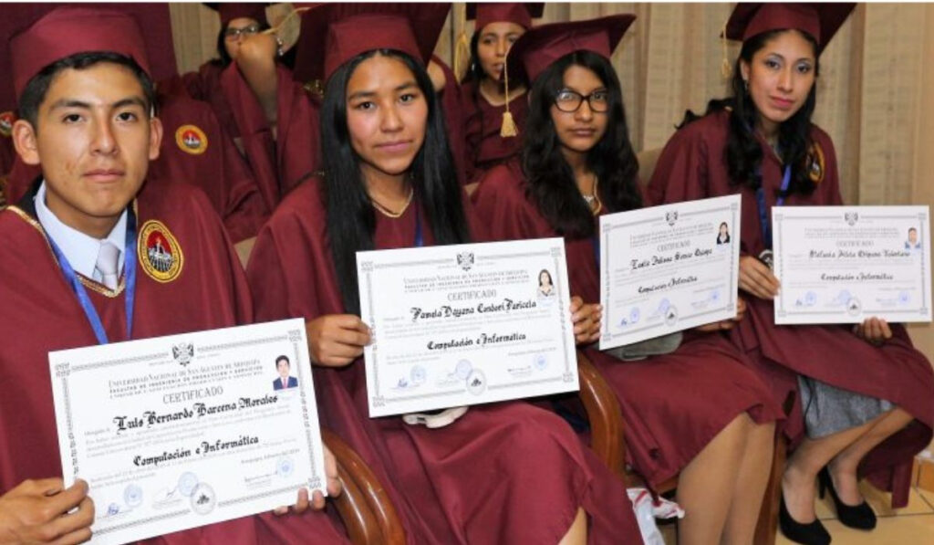 solicitar el certificado de estudios universitarios en perú